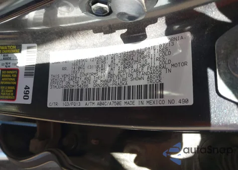 2013 Toyota Tacoma Prerunner V6 z USA, uszkodzony, nr VIN 3TMJU4GN5DM154286